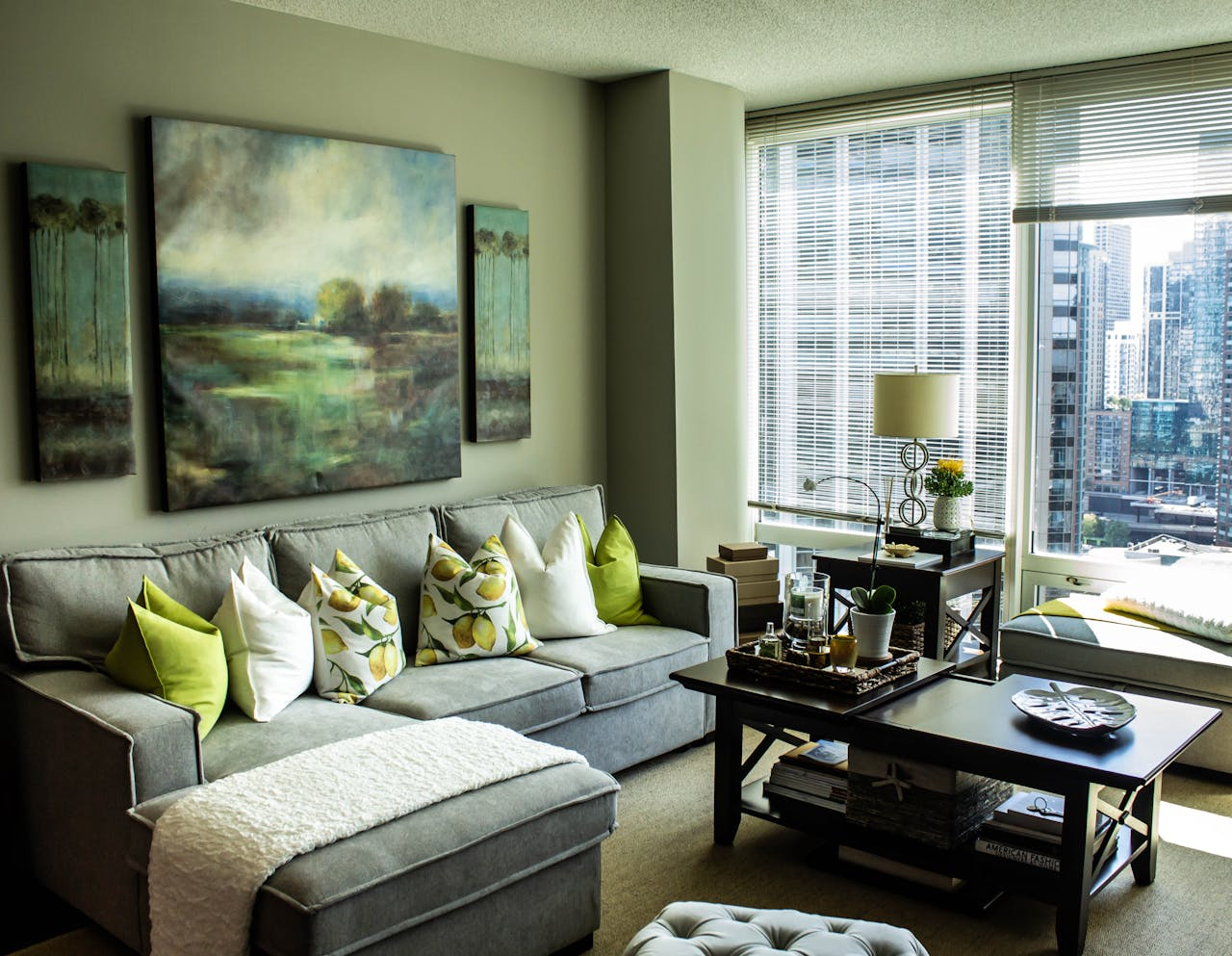 9 Coffee Table Decor Ideas to Elevate Your Living Room